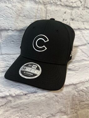 New Era 39THIRTY Black Cubs Licensed Baseball Cap L/XL BNWT